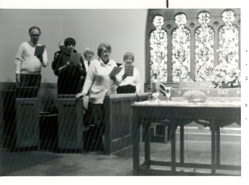 Historical photograph of the Westminster Presbyterian Church choir in the 1990s.