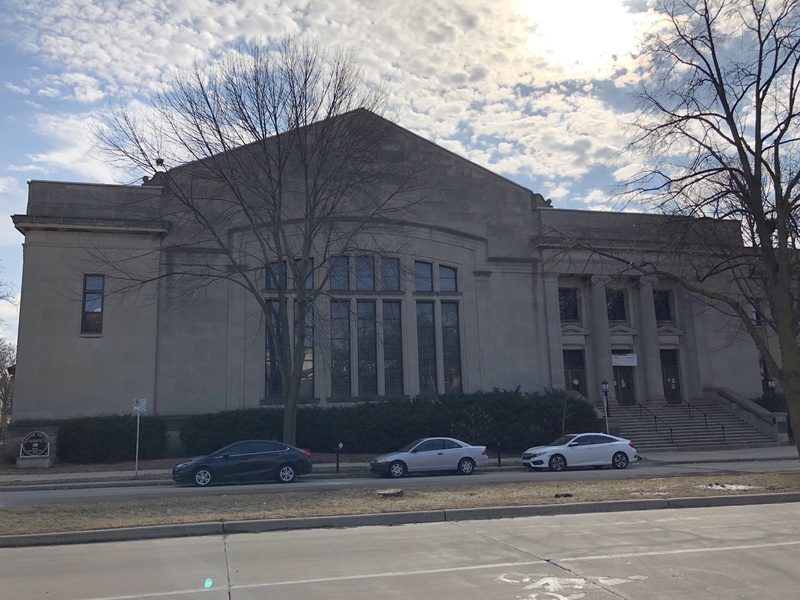 Photograph of the Synagogue on Kenwood.