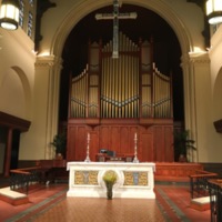 Photograph of the altar and organ of St. Paul's Episcopal.
