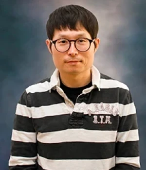 Photo of Ahn, Kwang Woo 