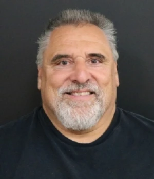 Maillis, James